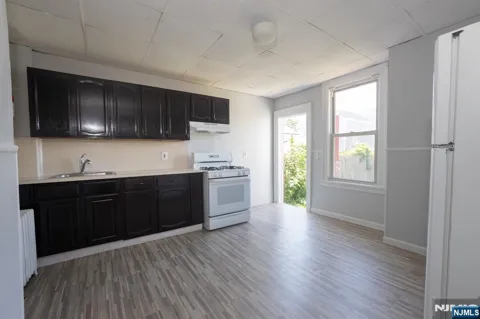 297 Broadway 1