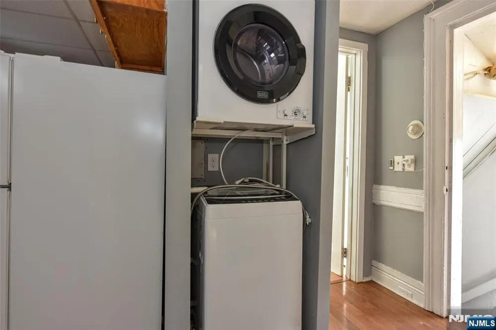 72 Newark Avenue 2 Paterson, NJ 07503