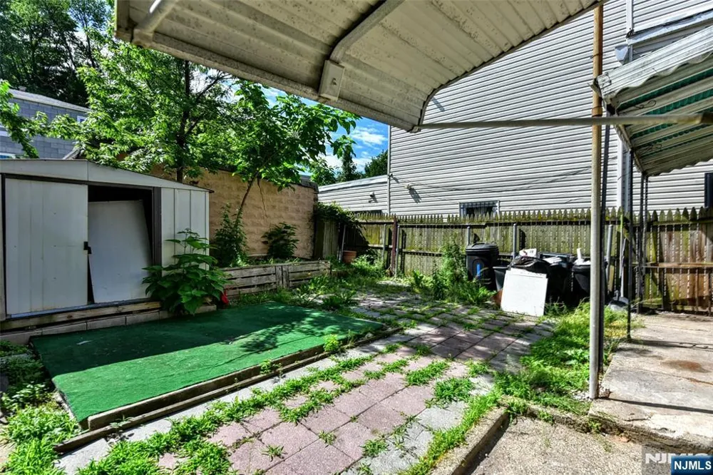 72 Newark Avenue 2 Paterson, NJ 07503