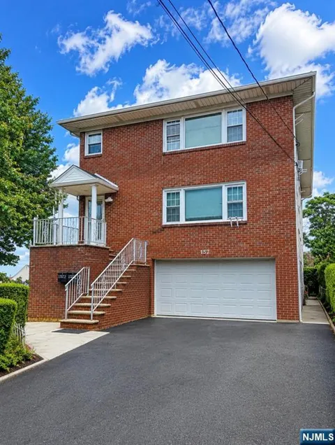 157 Cottage Place 1