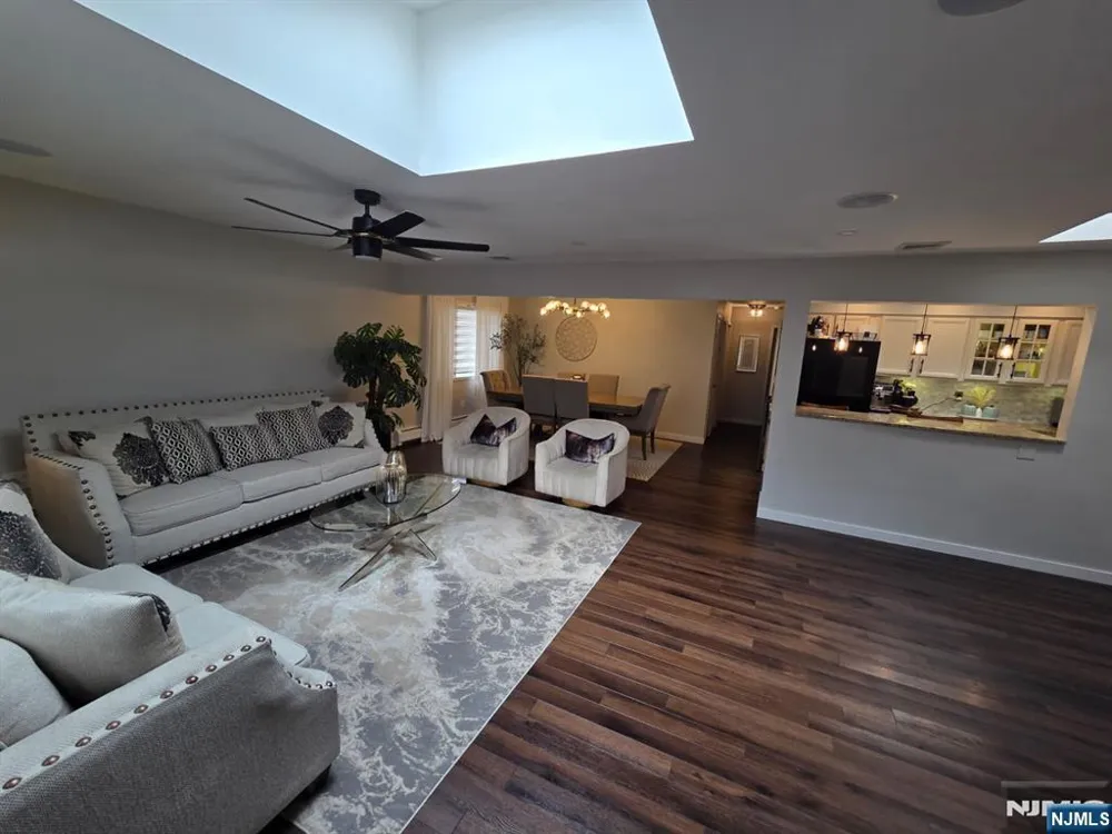 181 Midland Avenue Garfield, NJ 07026