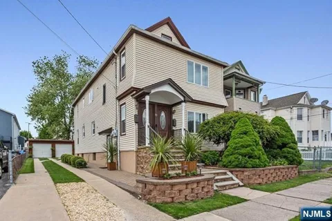 87 Hudson Street 2