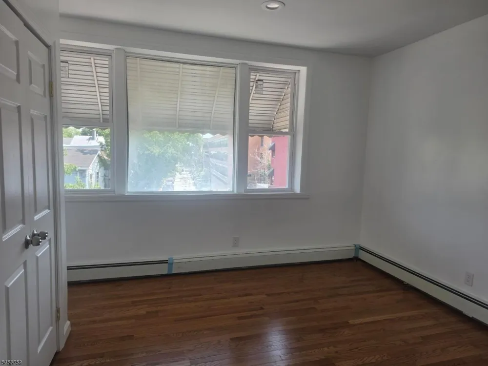 139 Monticello Ave Jersey City, NJ 07304
