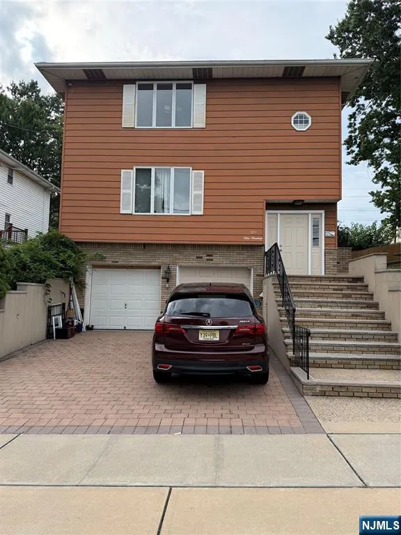 119 Cornelia Street East Rutherford, NJ 07073