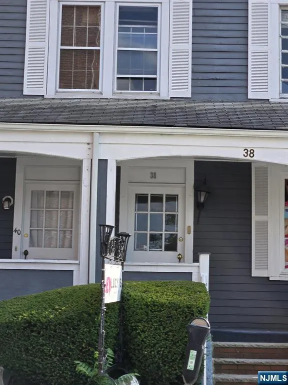 38 Bergen Street 2 Englewood, NJ 07631
