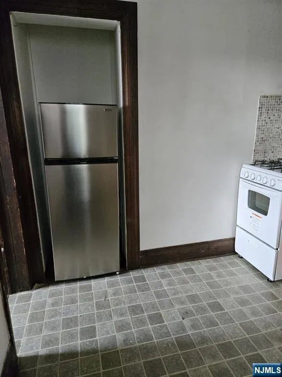 38 Bergen Street 2 Englewood, NJ 07631