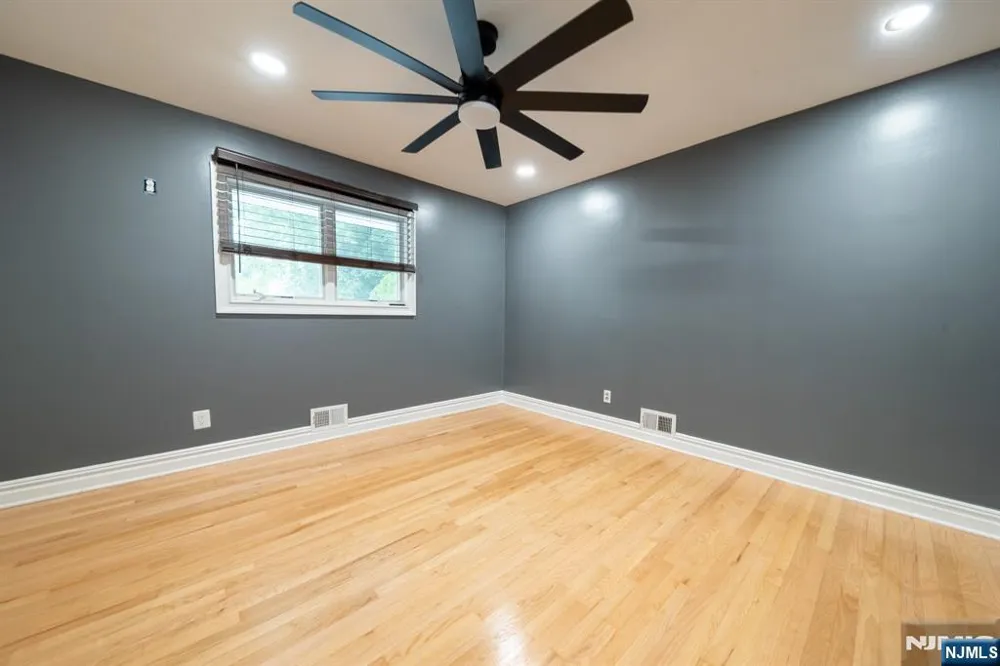 254 Lexington Avenue 1 Dumont, NJ 07628