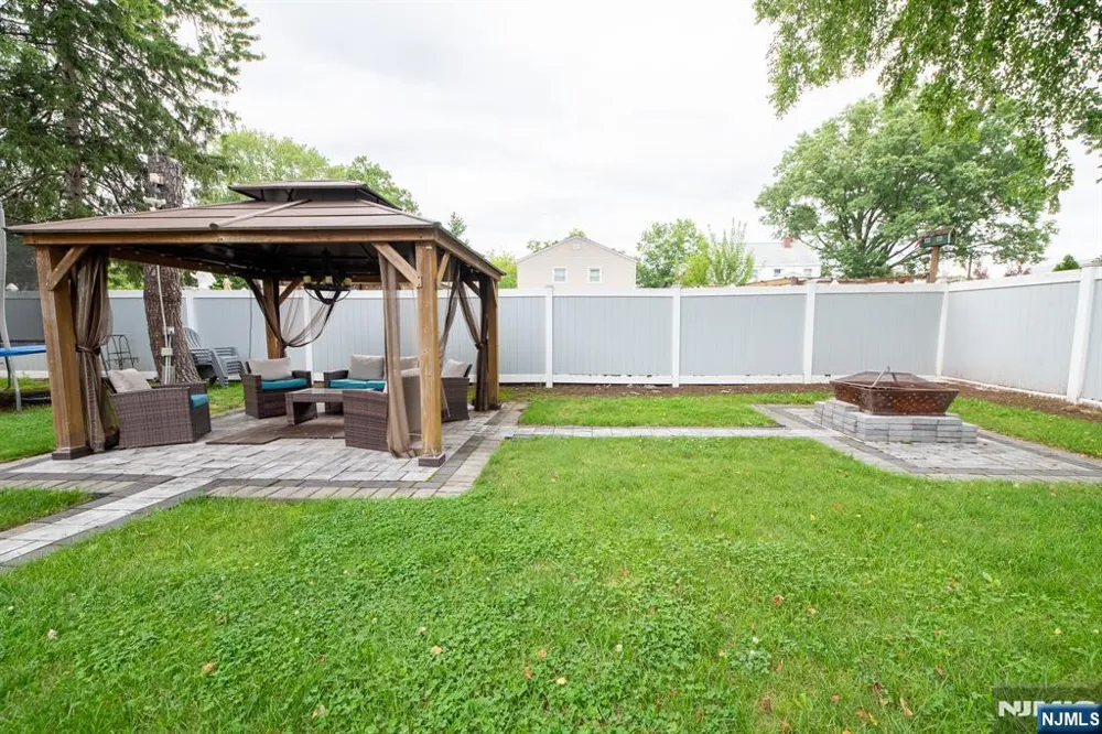 254 Lexington Avenue 1 Dumont, NJ 07628