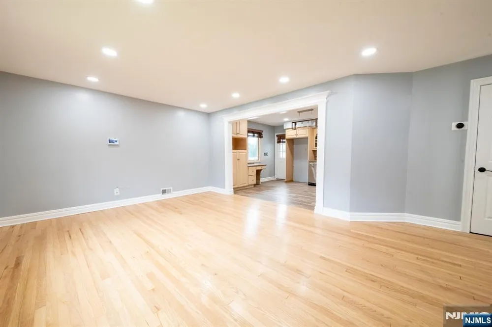 254 Lexington Avenue 1 Dumont, NJ 07628