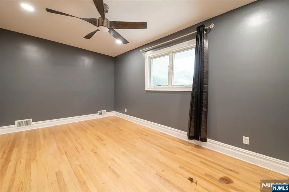 254 Lexington Avenue 1 Dumont, NJ 07628