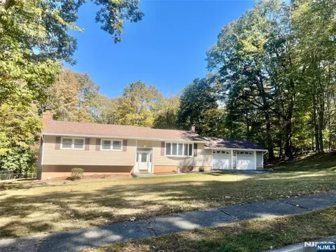 35 Cherokee Trail