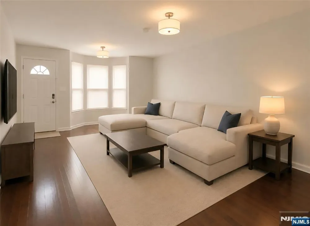 430 Aurora Avenue 430 Cliffside Park, NJ 07010