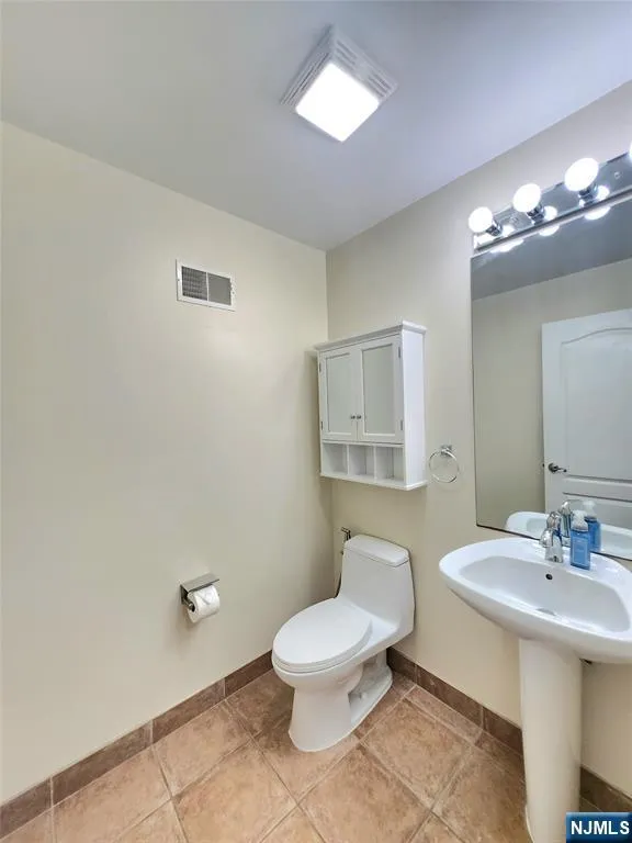 430 Aurora Avenue 430 Cliffside Park, NJ 07010