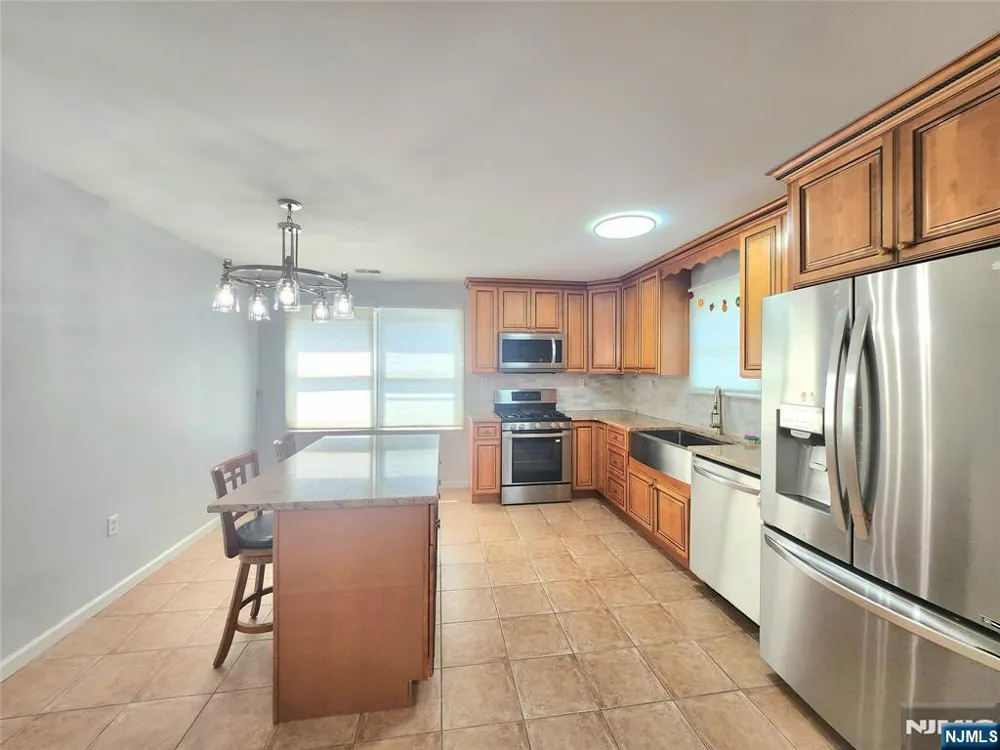 430 Aurora Avenue 430 Cliffside Park, NJ 07010