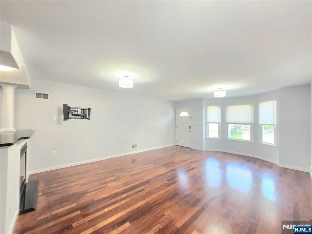 430 Aurora Avenue 430 Cliffside Park, NJ 07010