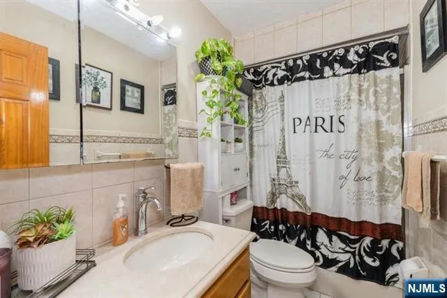 1012 Paterson Plank Road North Bergen, NJ 07047