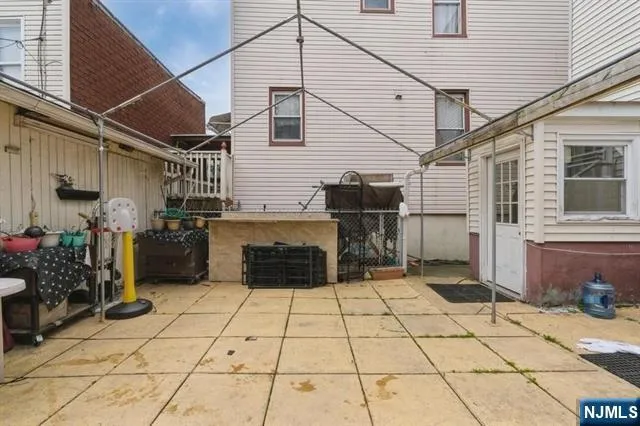 1012 Paterson Plank Road North Bergen, NJ 07047