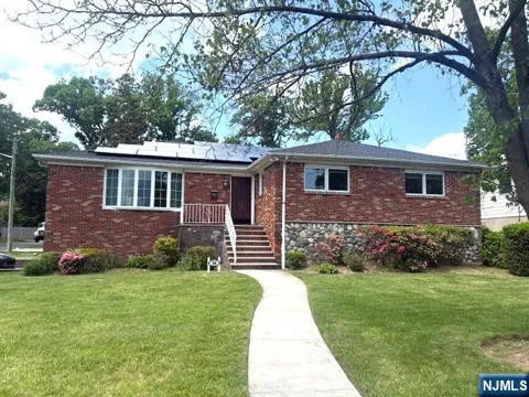 34 Marjorie Terrace