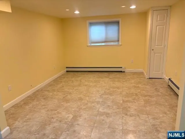 34 Marjorie Terrace Englewood Cliffs, NJ 07632