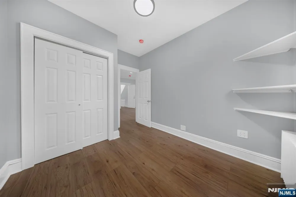 15 Tuttle Street 2 Wallington, NJ 07057
