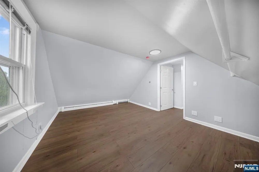 15 Tuttle Street 2 Wallington, NJ 07057