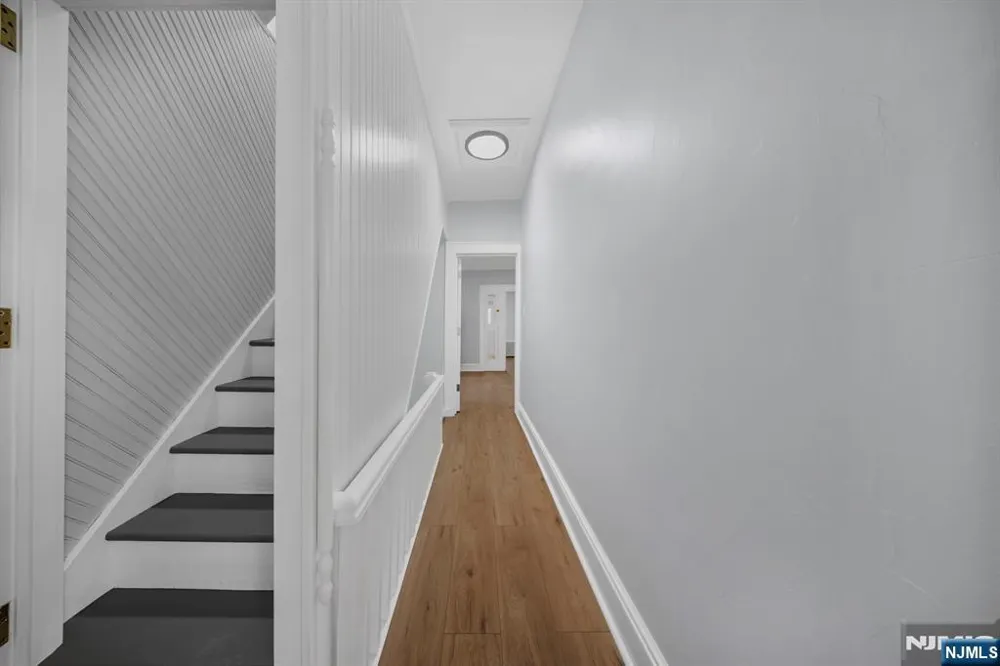 15 Tuttle Street 2 Wallington, NJ 07057