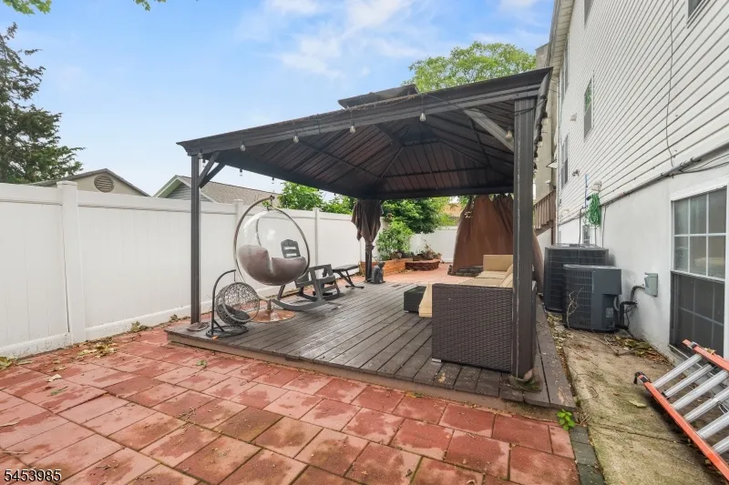 640 Riverside Ave Lyndhurst, NJ 07071