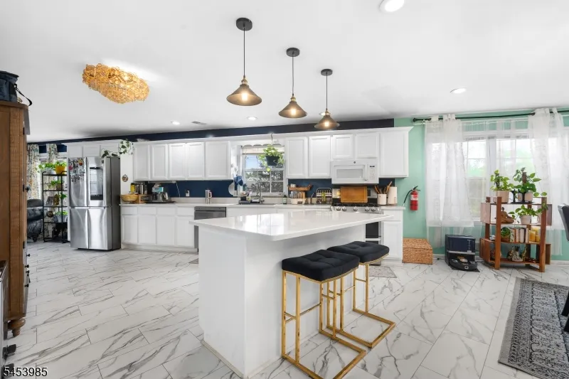 640 Riverside Ave Lyndhurst, NJ 07071