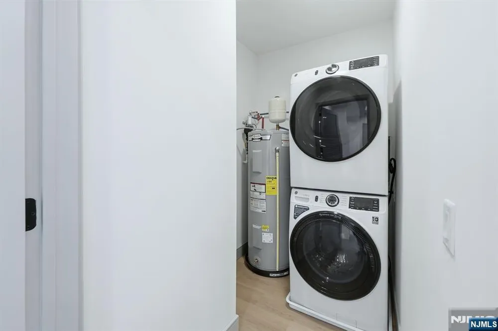 1435 10th Street 409 Fort Lee, NJ 07024
