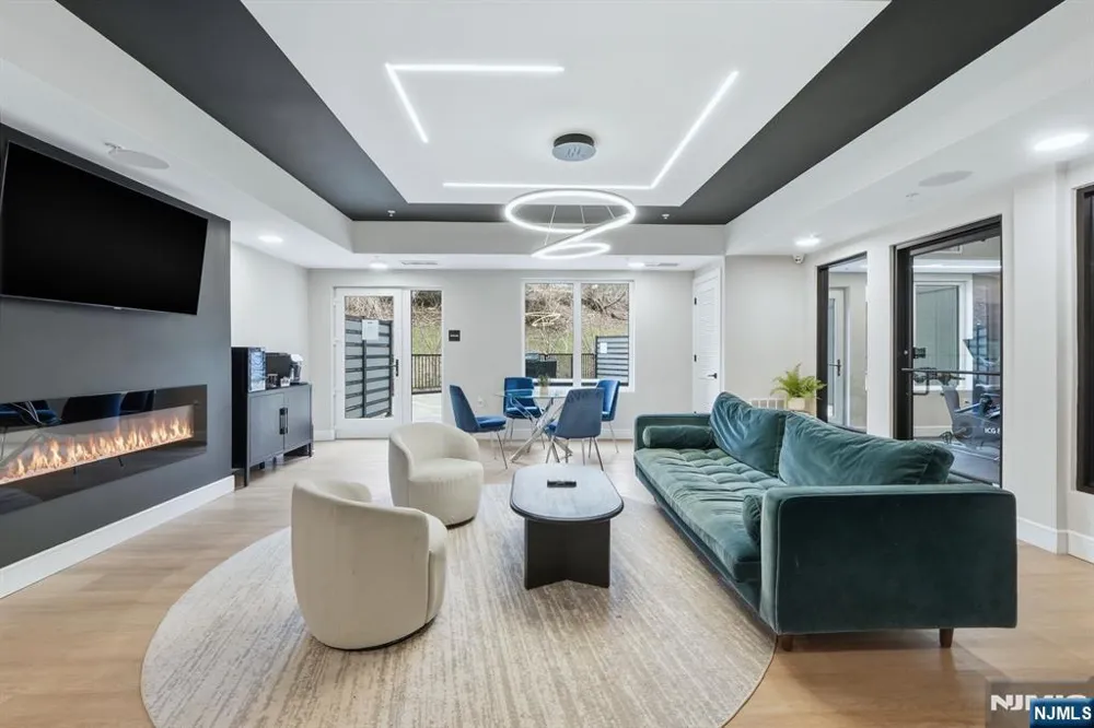 1435 10th Street 409 Fort Lee, NJ 07024