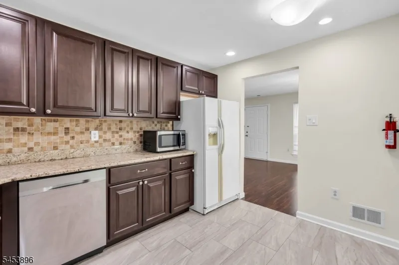 10 Brighton Way North Brunswick, NJ 08902