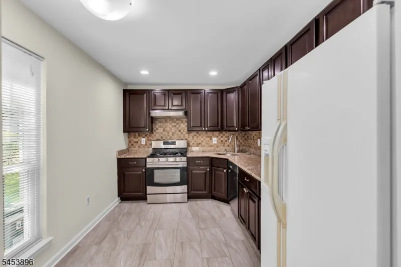 10 Brighton Way North Brunswick, NJ 08902