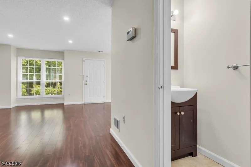 10 Brighton Way North Brunswick, NJ 08902