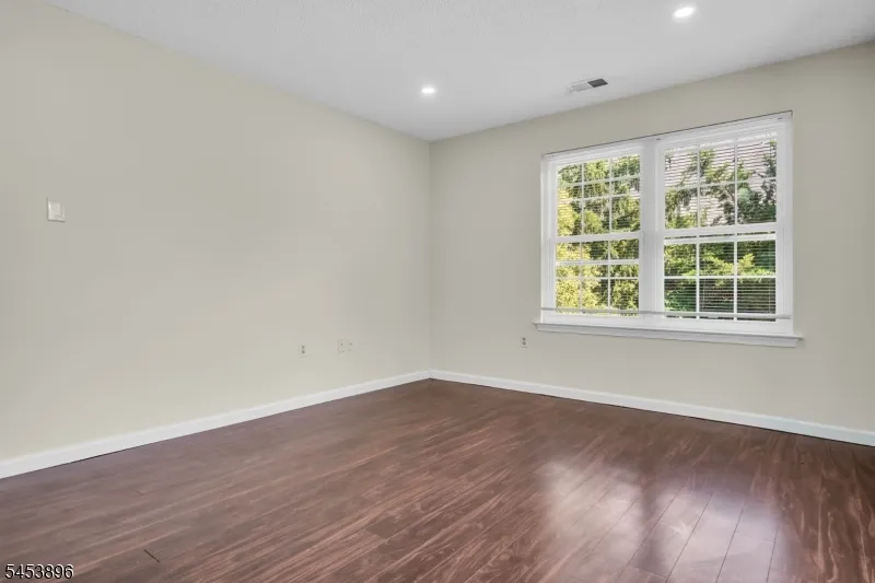 10 Brighton Way North Brunswick, NJ 08902