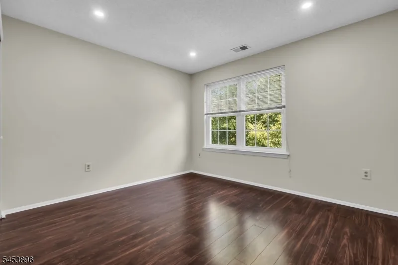 10 Brighton Way North Brunswick, NJ 08902