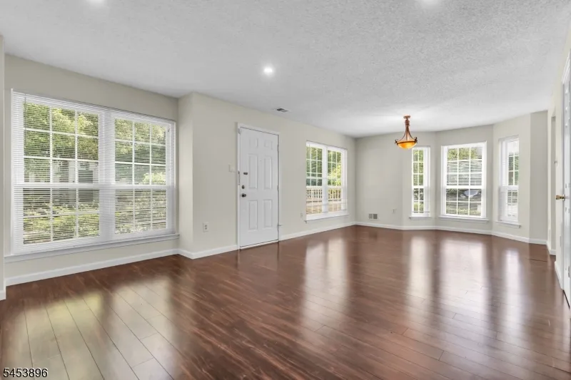 10 Brighton Way North Brunswick, NJ 08902