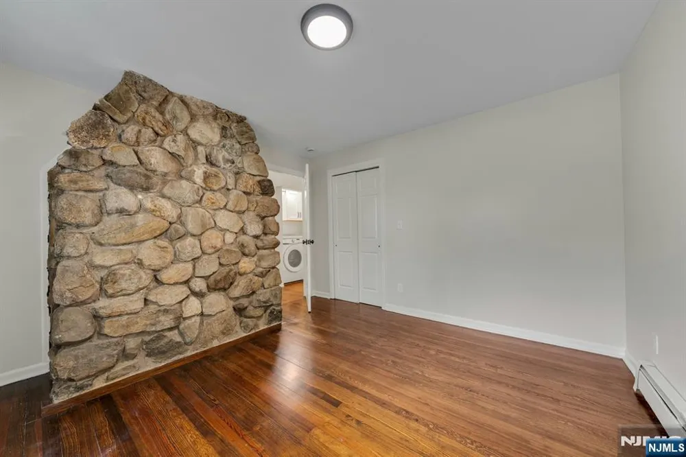 358 Lakeview Ringwood, NJ 07456