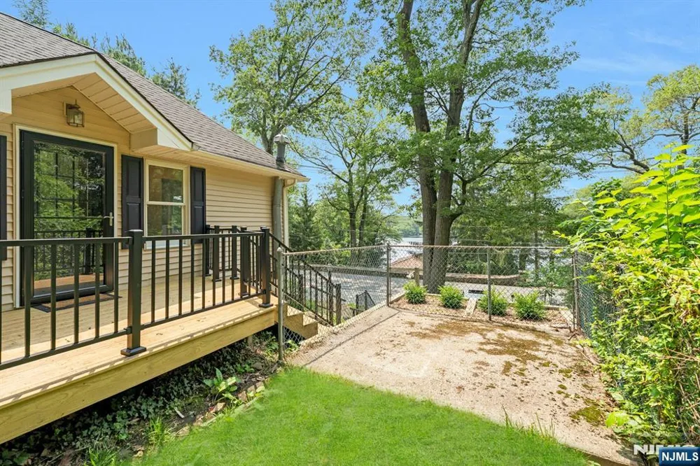 358 Lakeview Ringwood, NJ 07456