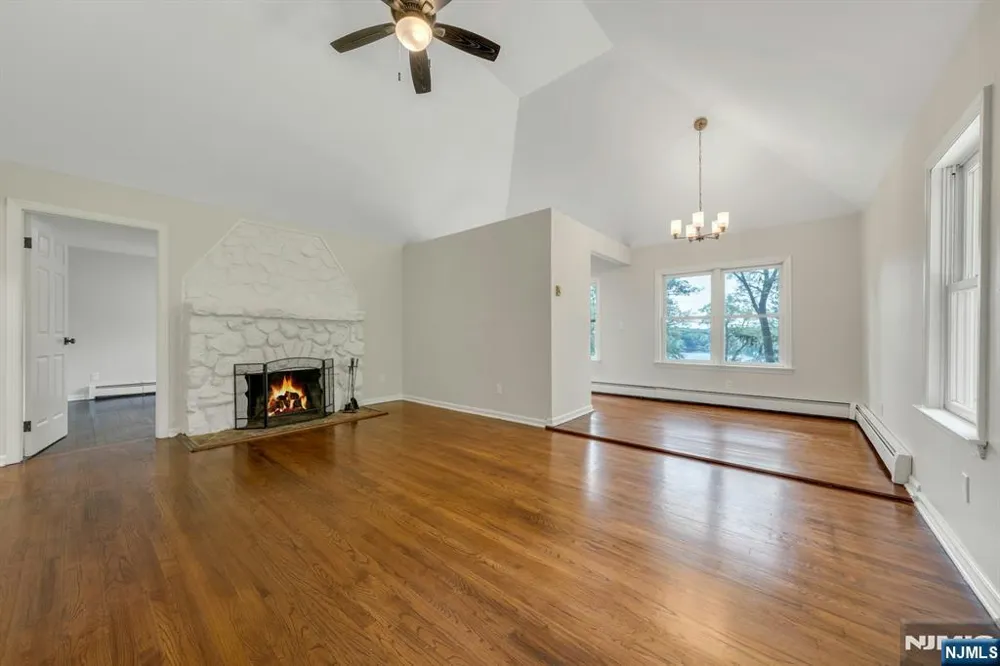 358 Lakeview Ringwood, NJ 07456