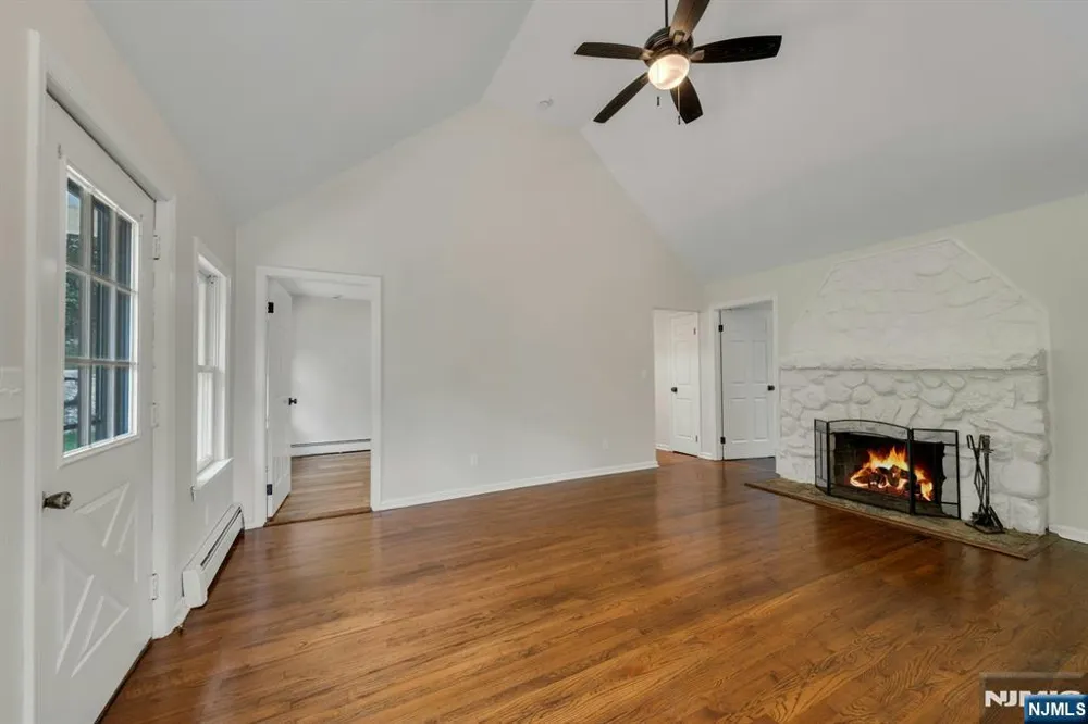 358 Lakeview Ringwood, NJ 07456