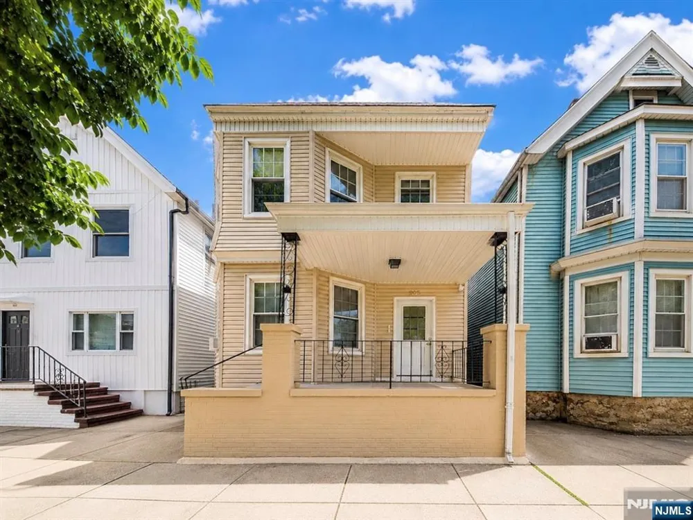 305 Ann Street 2 Harrison, NJ 07029