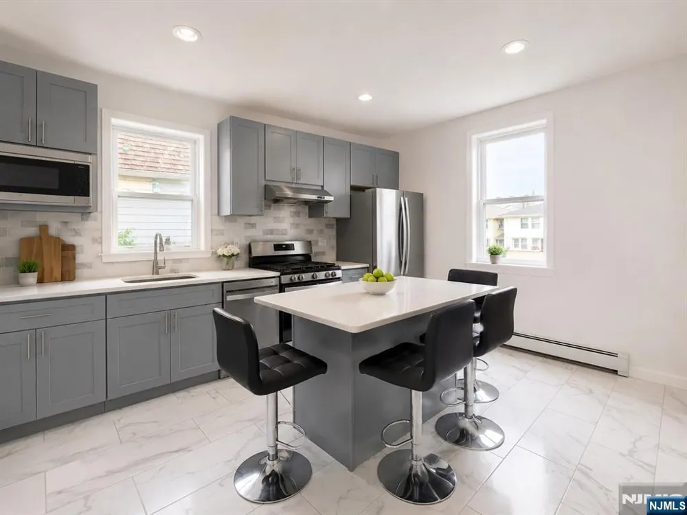 305 Ann Street 2 Harrison, NJ 07029