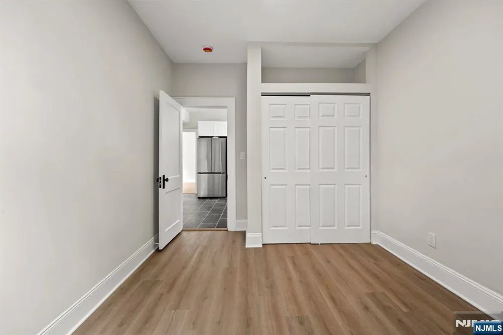 28 Riverside Place 2 Garfield, NJ 07026