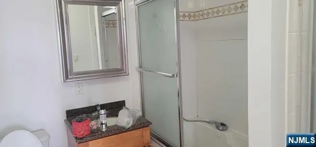 411 E Brinkerhoff Avenue 111 Palisades Park, NJ 07650