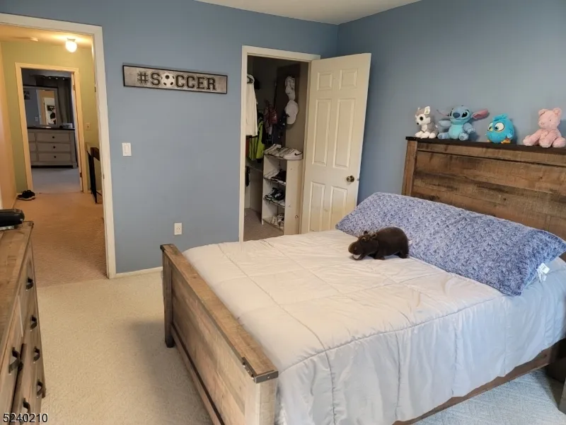 55 Stockton Ct Parsippany-Troy Hills, NJ 07950
