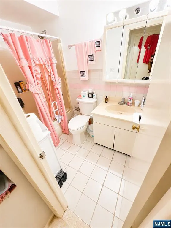 112 Sherwood 5 Paterson, NJ 07502