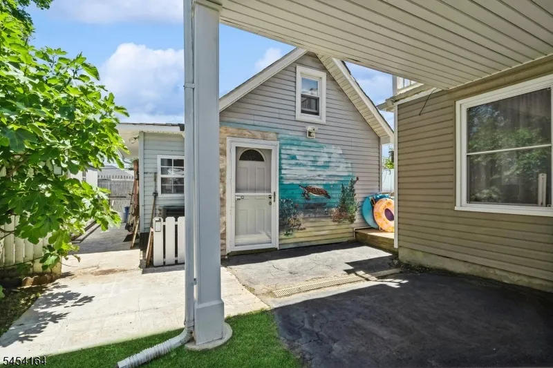 148 Mckinley Ave Old Bridge, NJ 08879
