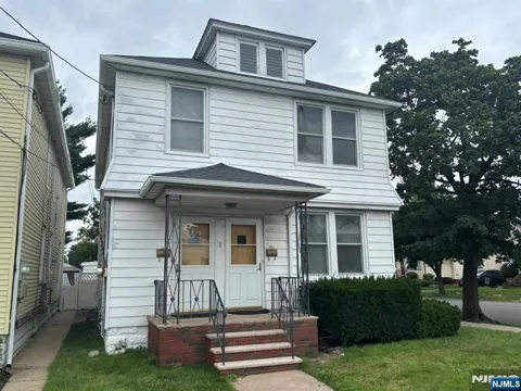 1 4th Street 1