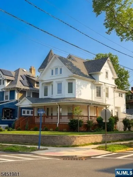 262 Anderson Street