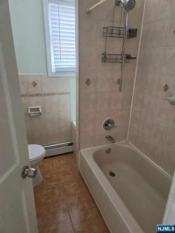 818 Madison Avenue 3 Paterson, NJ 07501